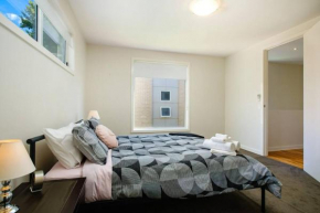 Splendour on Sackville Albury